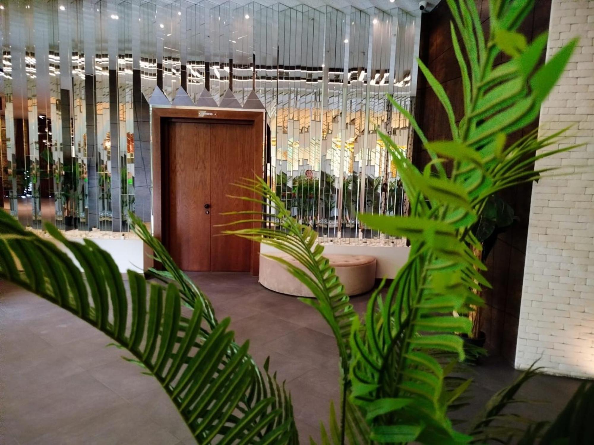 Green Tower Hotel تبليسي المظهر الخارجي الصورة