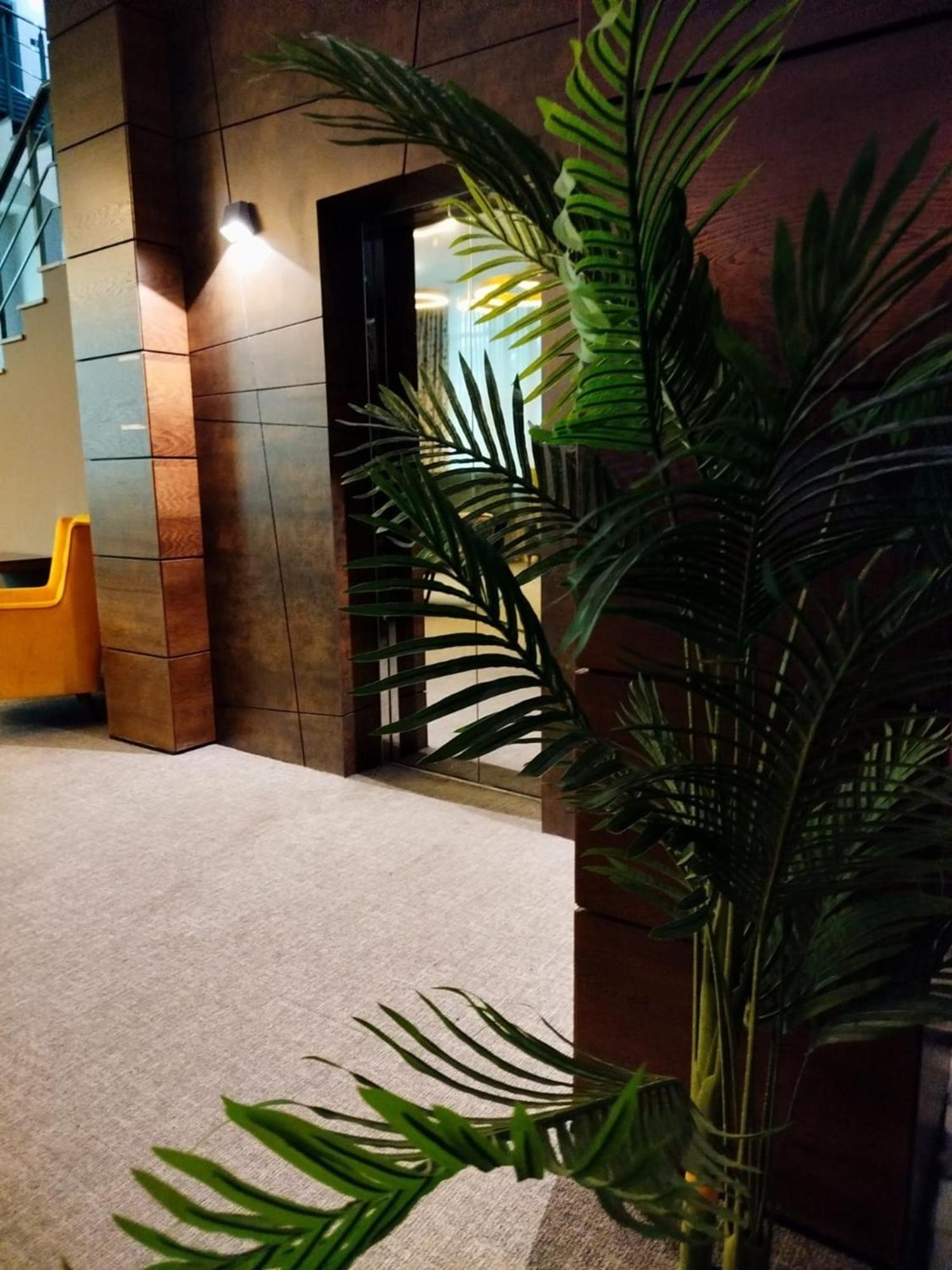 Green Tower Hotel تبليسي المظهر الخارجي الصورة