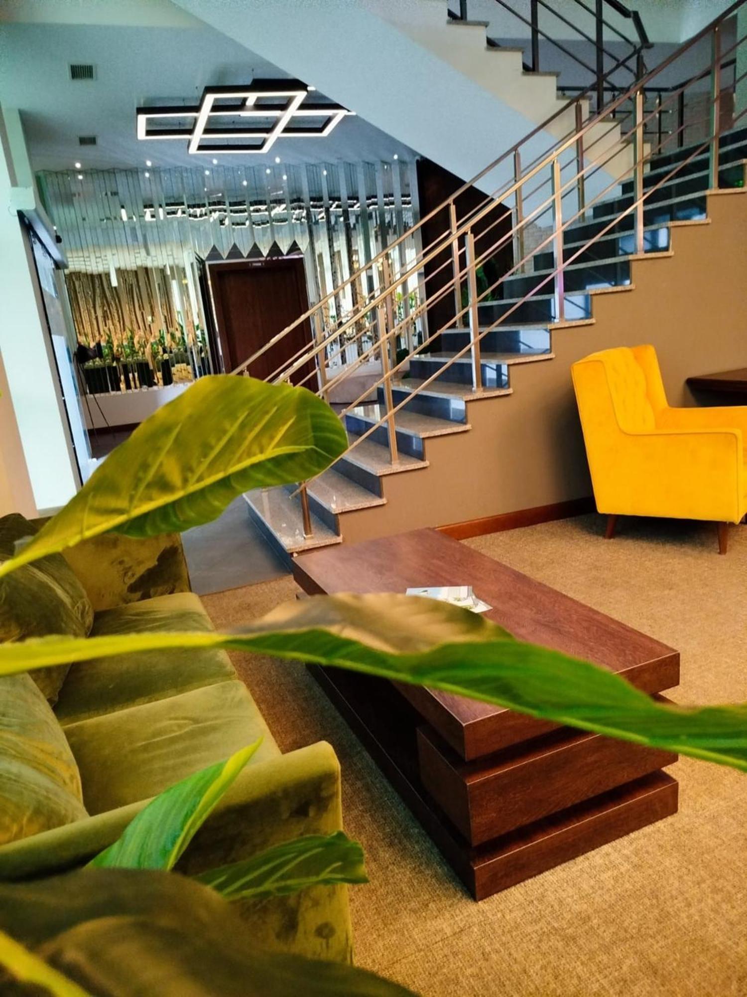 Green Tower Hotel تبليسي المظهر الخارجي الصورة