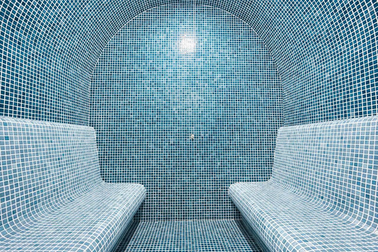 Green Tower Hotel تبليسي المظهر الخارجي الصورة